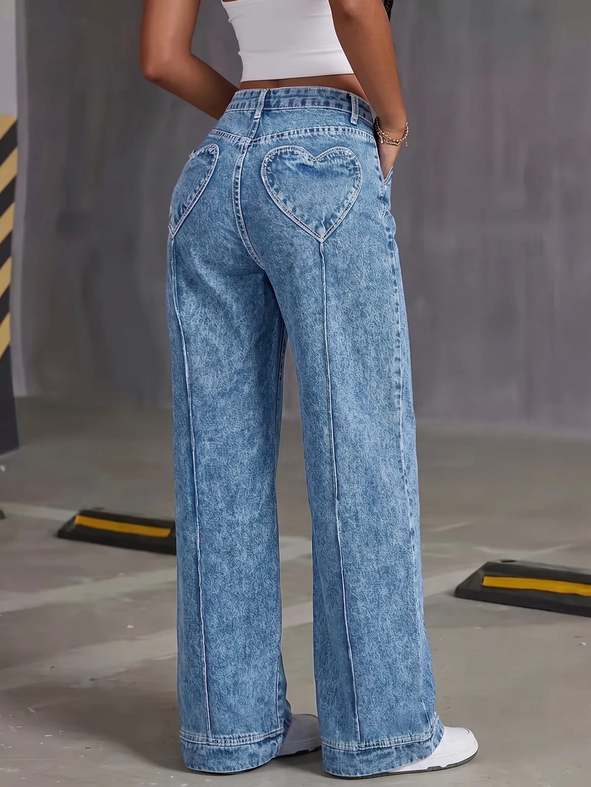 High Waist Wide Leg Jeans, Heart‑Shaped Back Pockets.