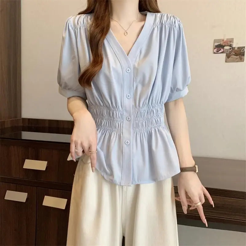 Elastic waist cinching and slimming summer shirt